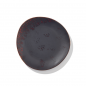 QUALITAT OXIDUM RED Talerz płaski nieregularny 17,5 cm QUALITAT OXIDUM RED Talerz płaski nieregularny 17,5 cm